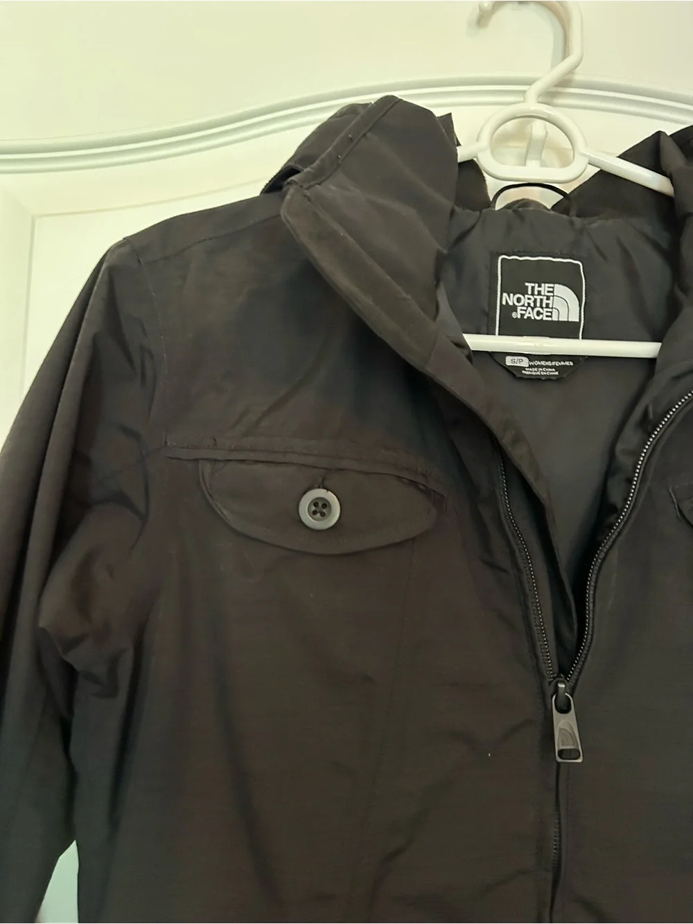 The North Face Women’s Black Hooded Raincoat Sz Small